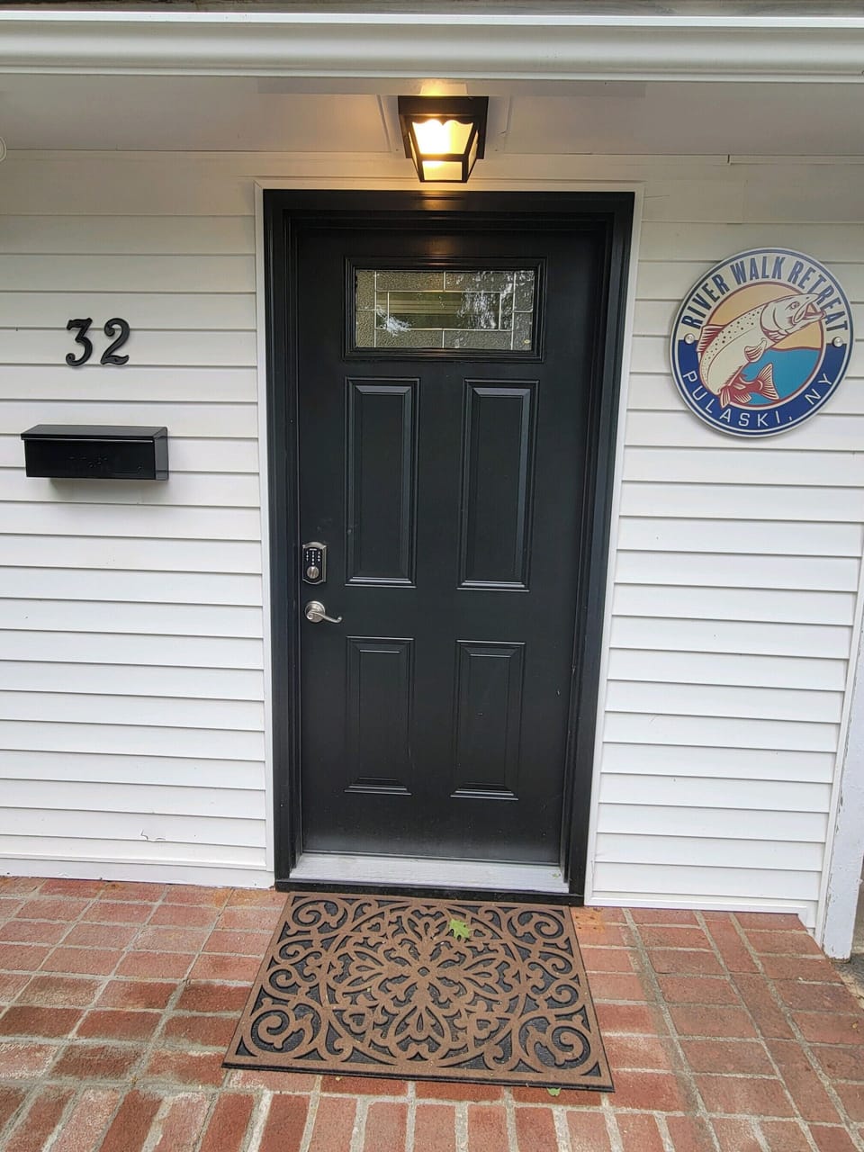 Private Entrance 
