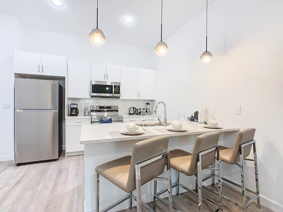 Fully equipped modern kitchen, ready for all your culinary needs.