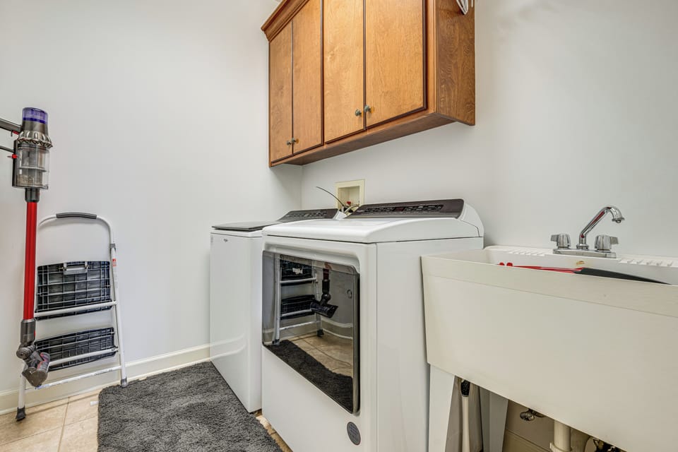 Laundry Room | Main Level