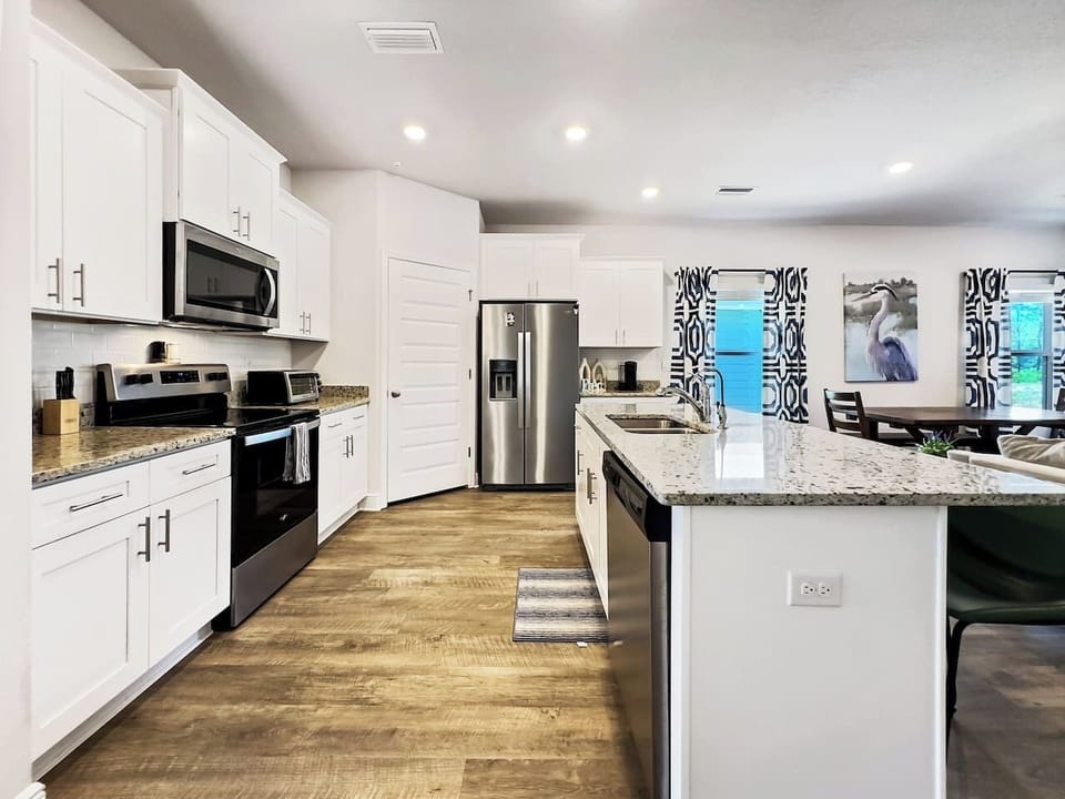 Main Kitchen | Fully stocked for dining needs