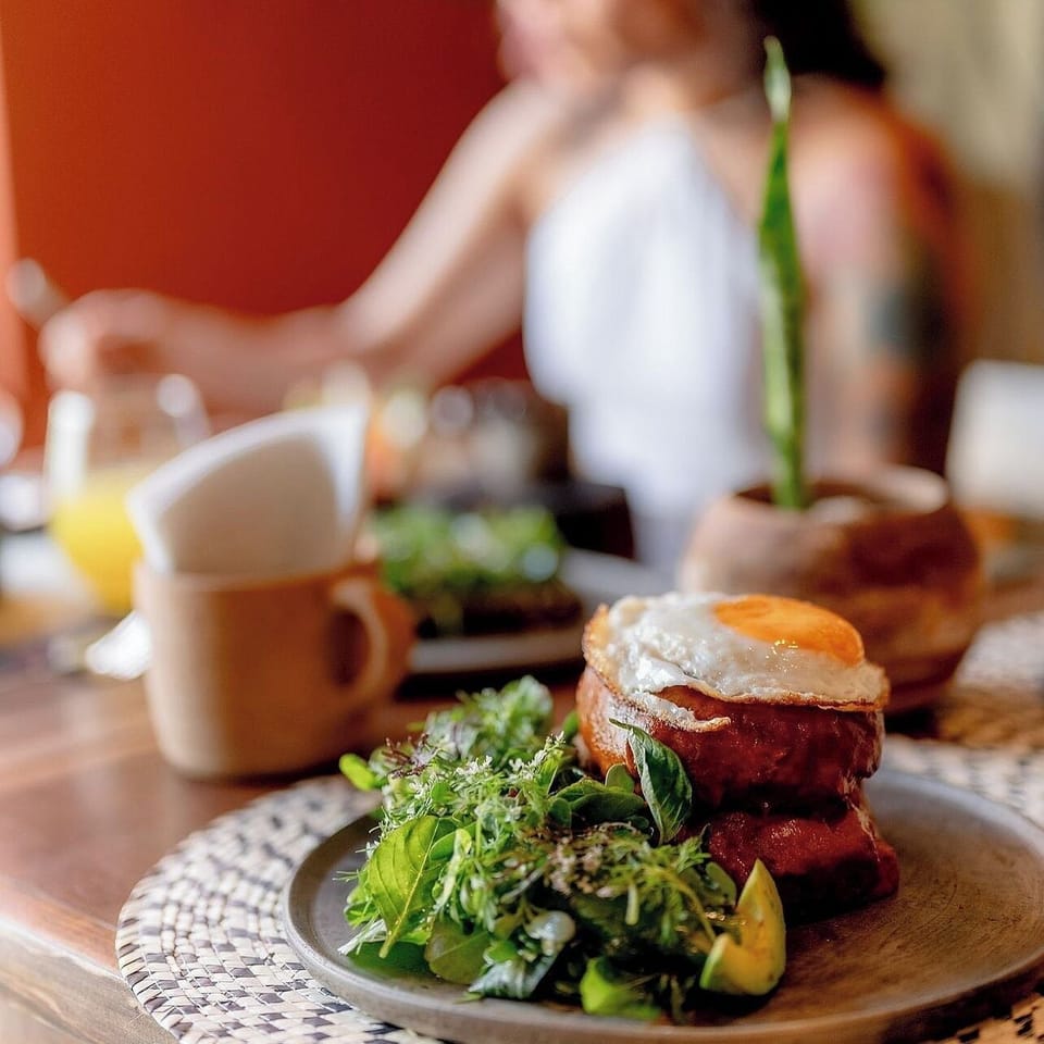 Daily cooked-to-order breakfast for a fee
