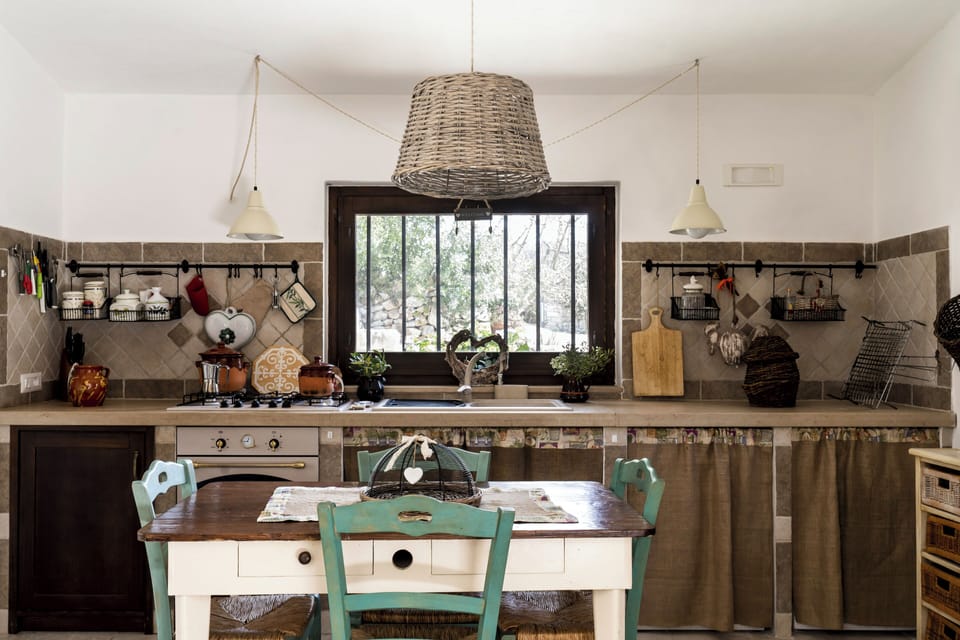 House | Private kitchen | Full-size fridge, microwave, oven, stovetop