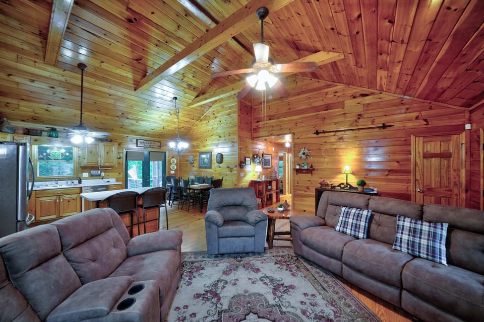 Cabin, Multiple Beds, Hot Tub, Mountain View (Heritage Hideaway 1) | Living area | Fireplace