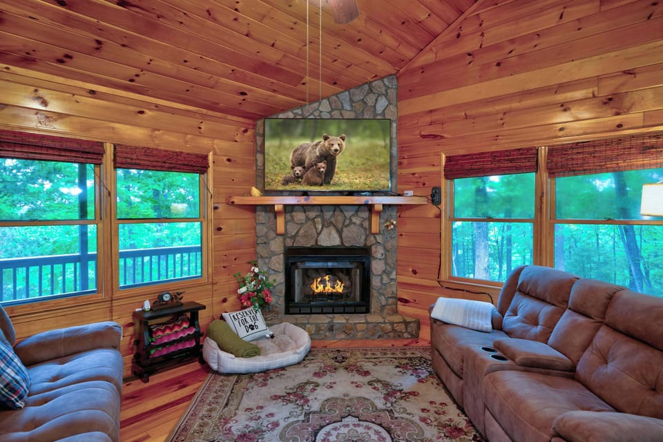 Cabin, Multiple Beds, Hot Tub, Mountain View (Heritage Hideaway 1) | Living area | Fireplace