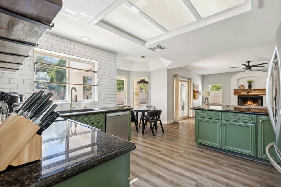 House, Multiple Beds, Pool Access, Pool View (Red Mountain Retreat) | Private kitchen | Coffee/tea maker