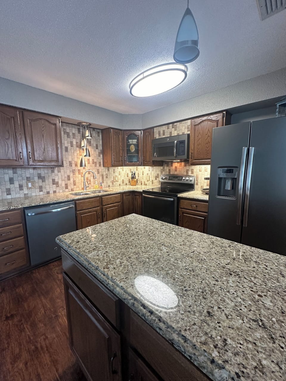 Kitchen is fully stocked for everyday use! Deep freeze also available! 