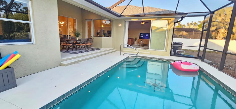 Screened in Lanai | Heated Pool | Outdoor Seating for 6 comfortably