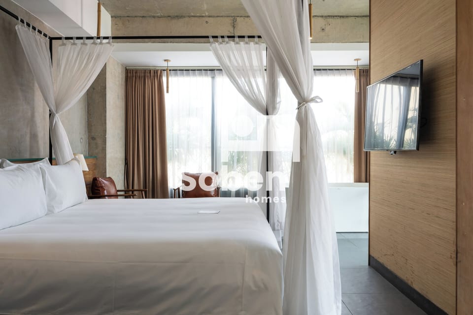 City Double Room | Laptop workspace, free WiFi, bed sheets
