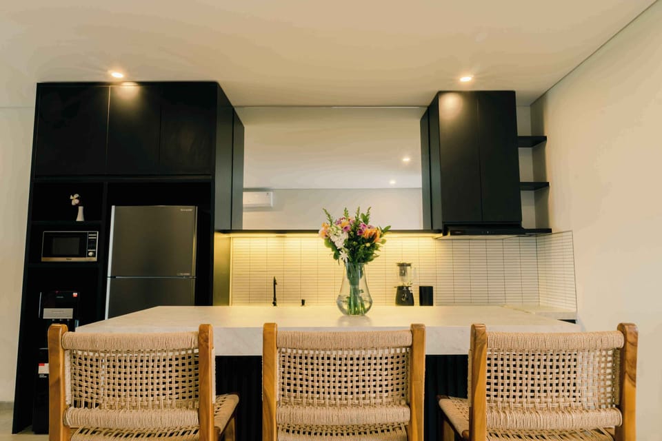Premium Villa, 2 Bedrooms, Non Smoking, Kitchen | In-room dining