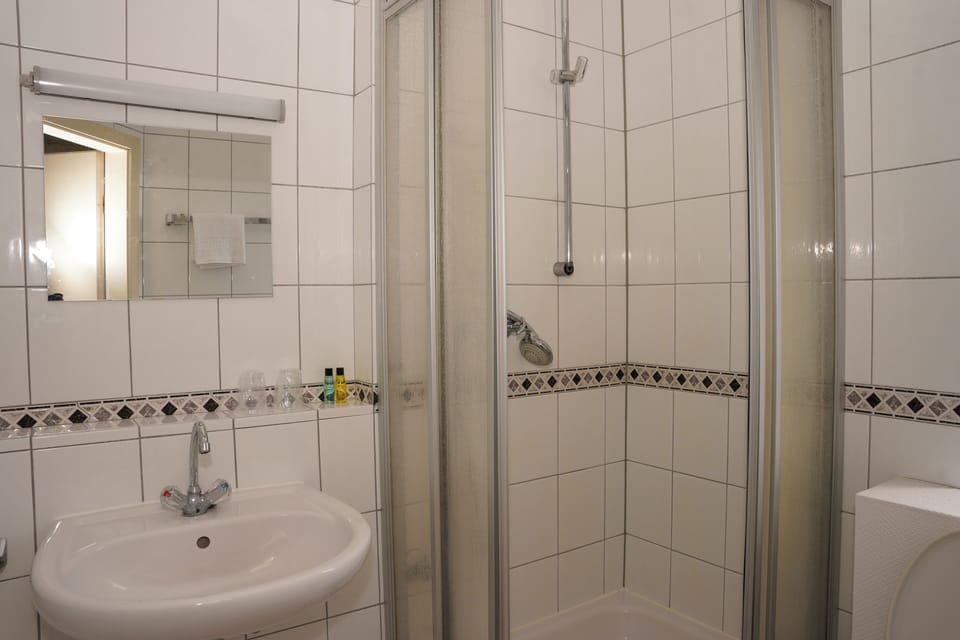 Comfort Double Room | Desk, free WiFi