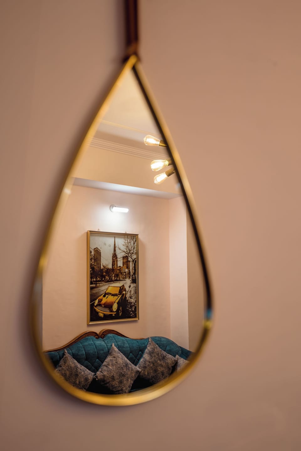 Luxury Apartment, 4 Bedrooms, Mountain View | Living area | 42-inch Smart TV with digital channels, toys, pay movies