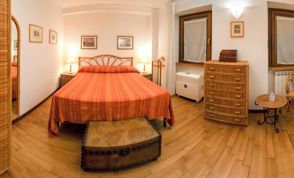 Apartment, 1 Queen Bed, Non Smoking, Kitchenette | 1 bedroom, down comforters, iron/ironing board, WiFi (free)