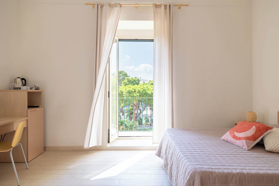 In-room safe, desk, blackout drapes, free WiFi