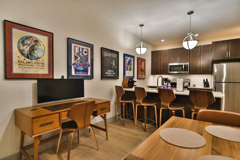 Dining & Work Area