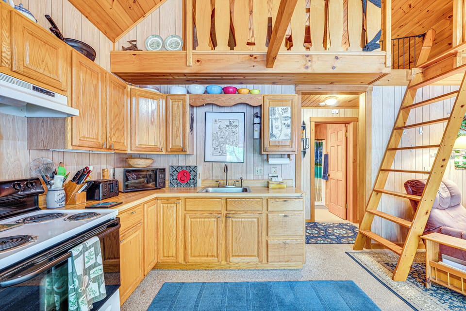 House (3 Bedrooms) | Interior