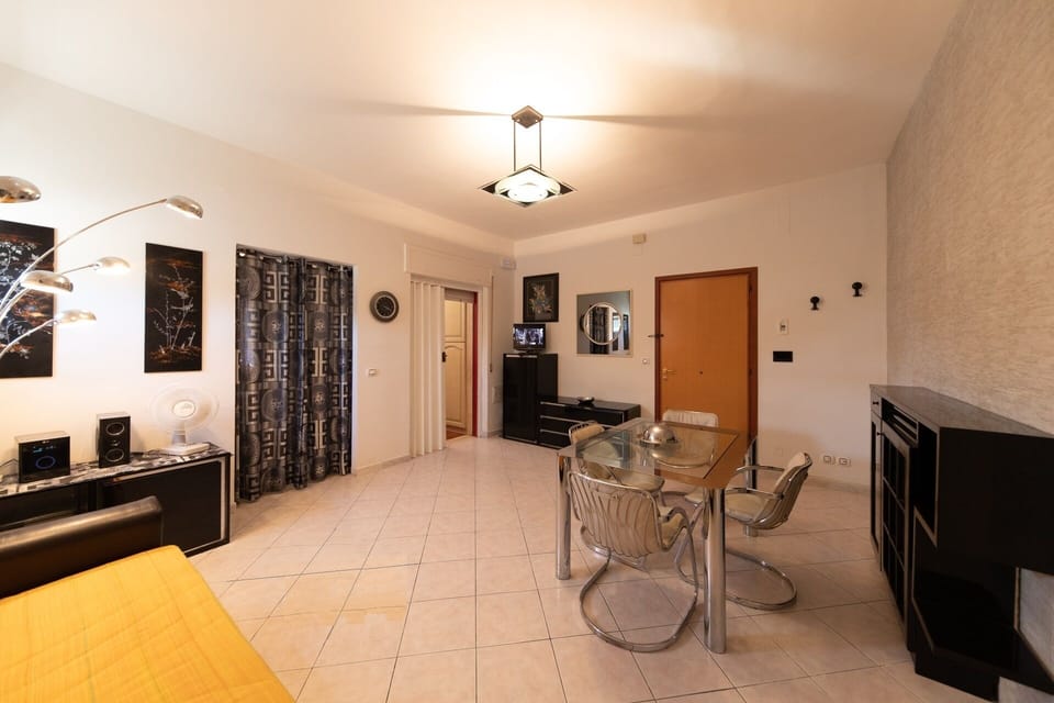 Apartment | Living area | 35-inch TV with digital channels