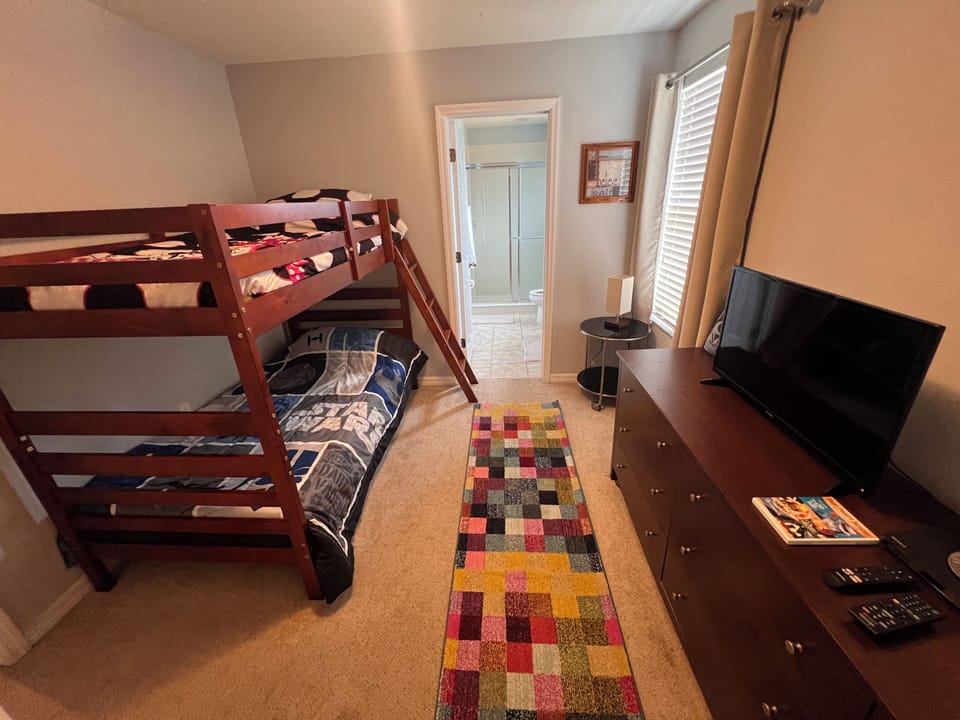 Master Bunk bedroom with TV and DVD player and full en-suite bathroom