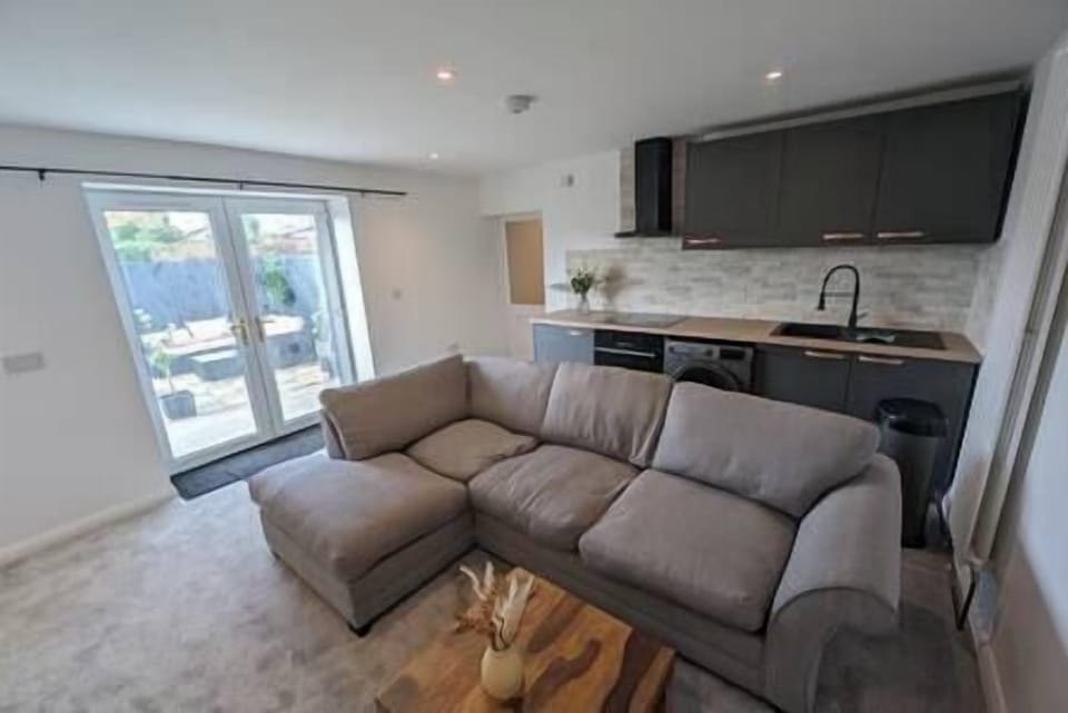 2241d087 bd32 4c70 8bc8 6ef9b13d152b