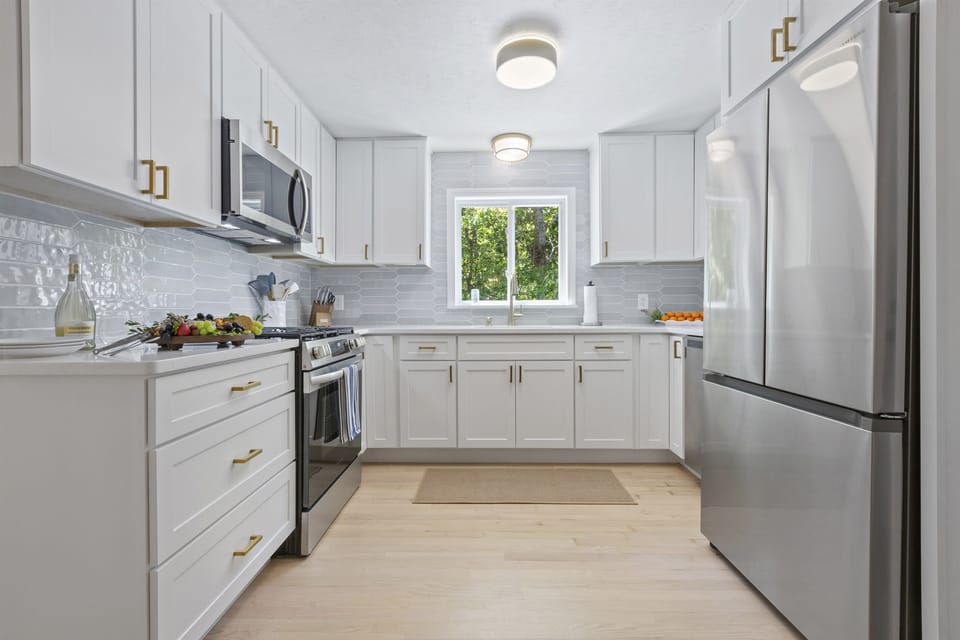 Our kitchen is fully equipped with everything you need to whip up delicious meals and culinary delights.