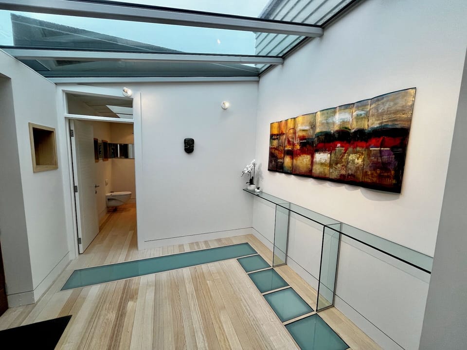 Entry - Powder Room