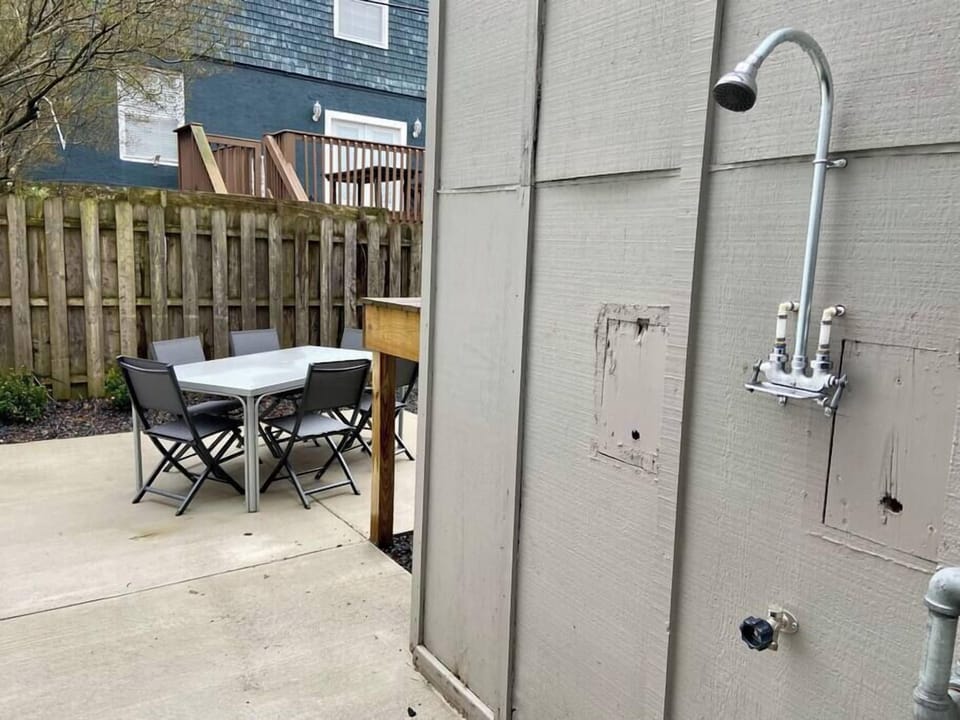 Outdoor shower
