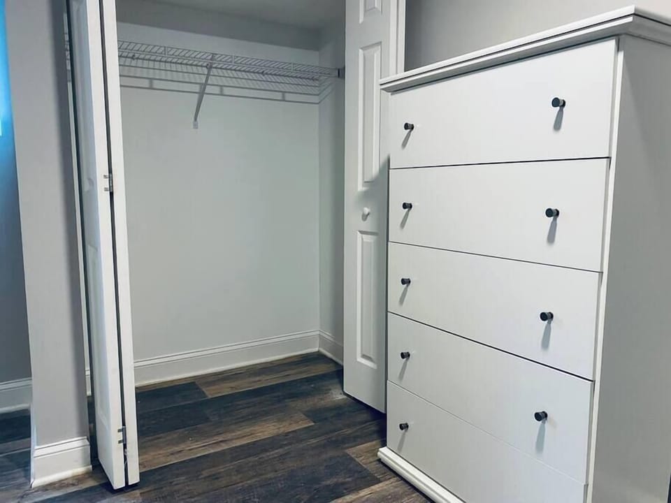 Bdrm #3 dresser and closet