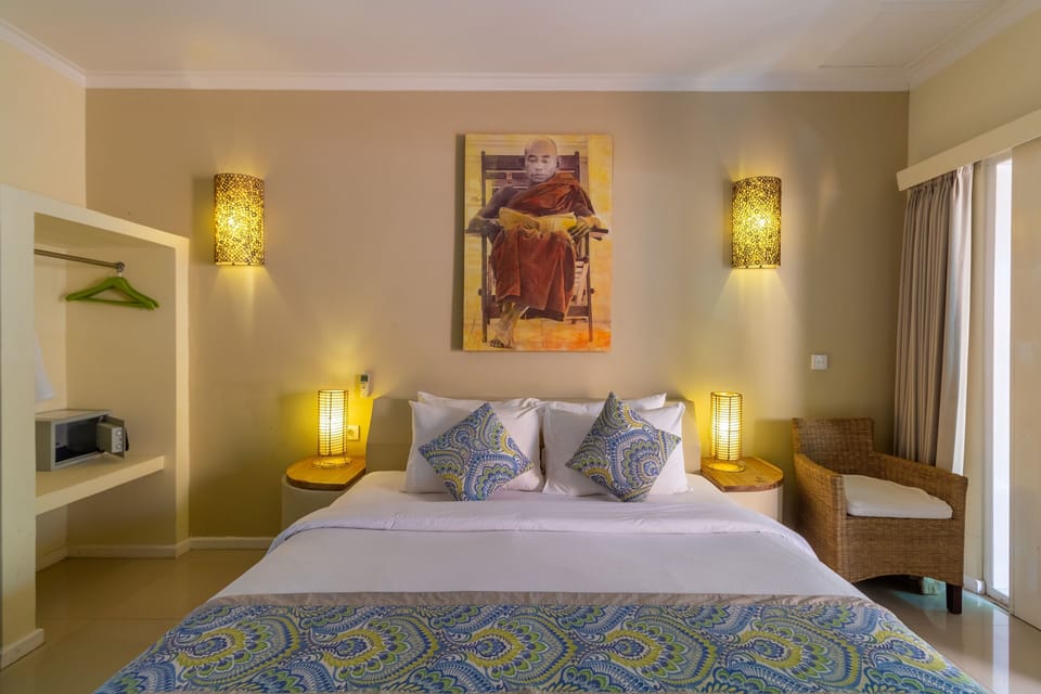Deluxe Bungalow, Pool View (Smugglers Hideaway) | 1 bedroom, minibar, in-room safe, desk
