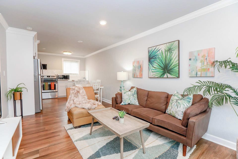 Living space that opens to the kitchen