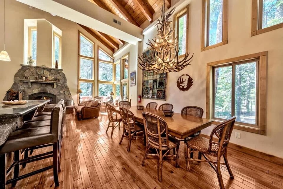 The fireplace is wood burning, and there is a gas fireplace in the lower level 
