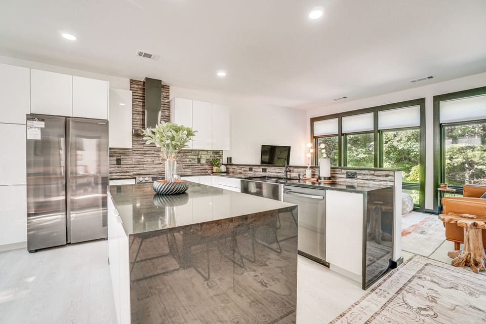 Kitchen | 2nd Floor | Cooking Basics | Stove/Oven