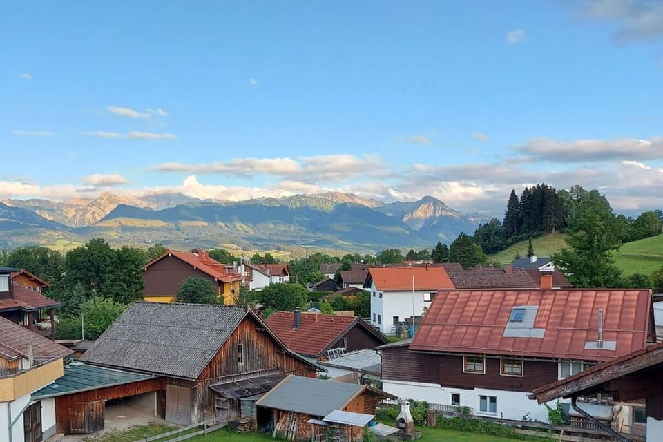 Surroundings [summer] (1-5 km)