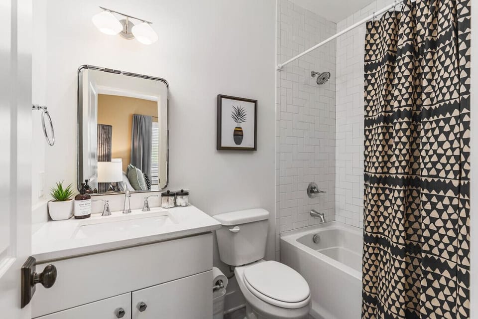 Full-size ensuite bath attached to bedroom #1. We supply you with all the shower essentials and plenty of towels.