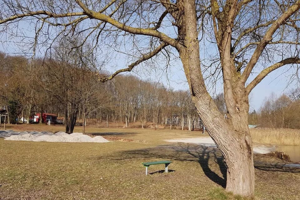 Surroundings [summer] (1-5 km)
