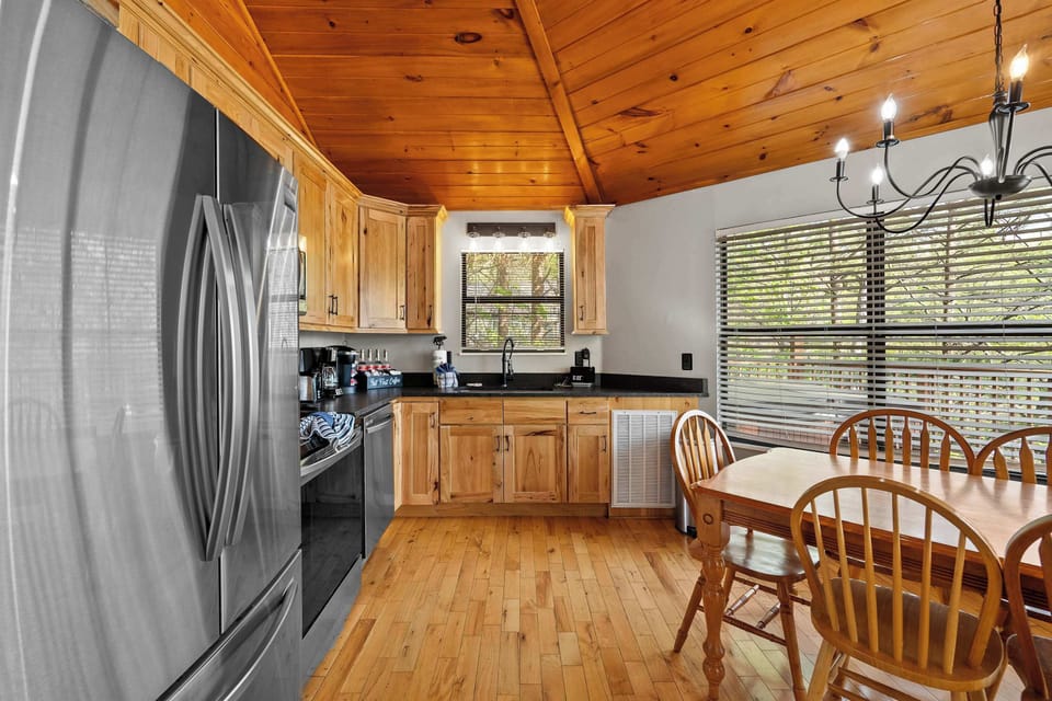 Seamless Entertaining: From stove to table in just a few steps.