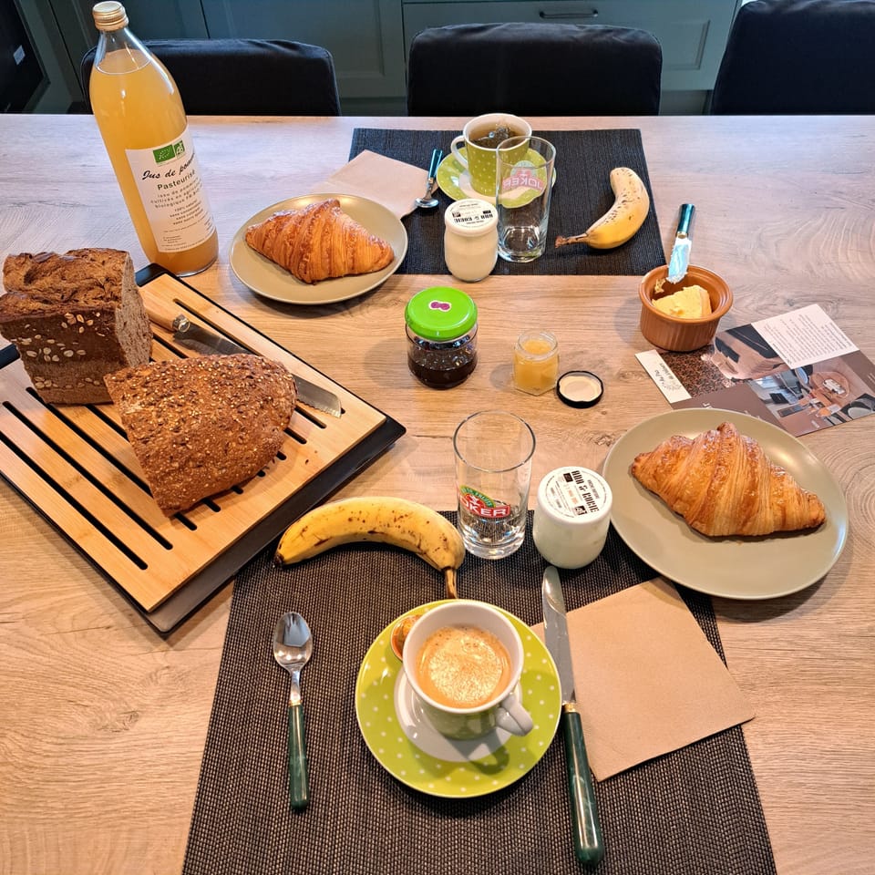 Breakfast meal
