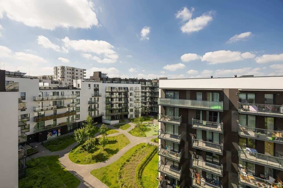 Stay in a well-connected area with excellent public transport links. 