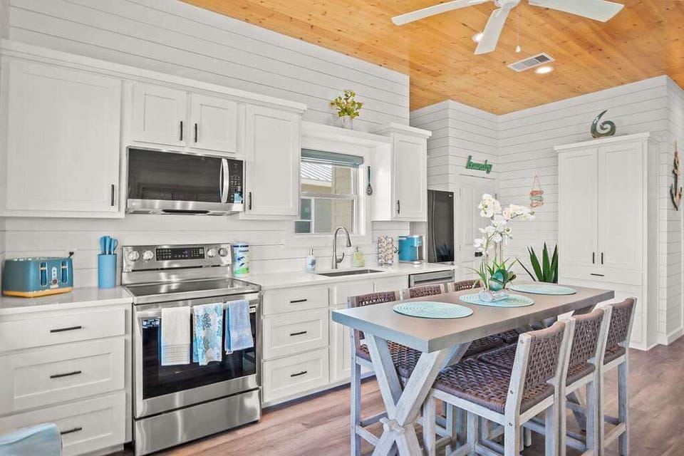Fully stocked kitchen