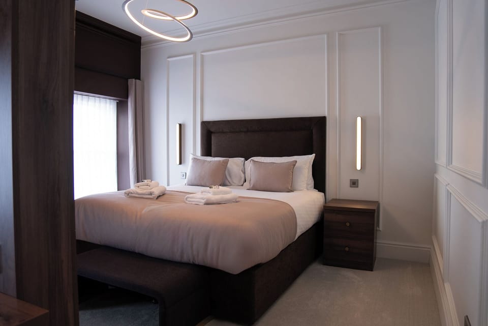 Standard Suite, Sea View | Premium bedding, in-room safe, iron/ironing board, free WiFi