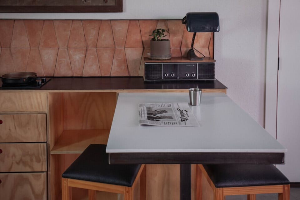 Cook up a storm in our Le Corbusier kitchen.