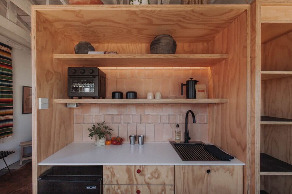 Where sleeping and snacking collide in the most fabulous way. This bed gets it.