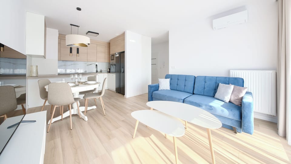 Apartment (35) | Living area | Flat-screen TV