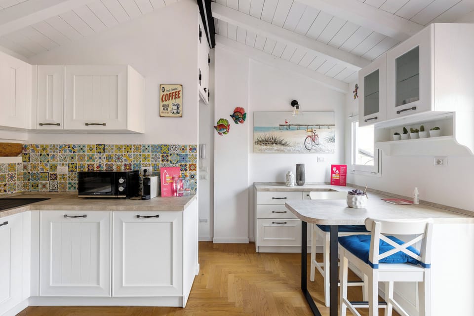 Apartment | Private kitchen | Dining tables