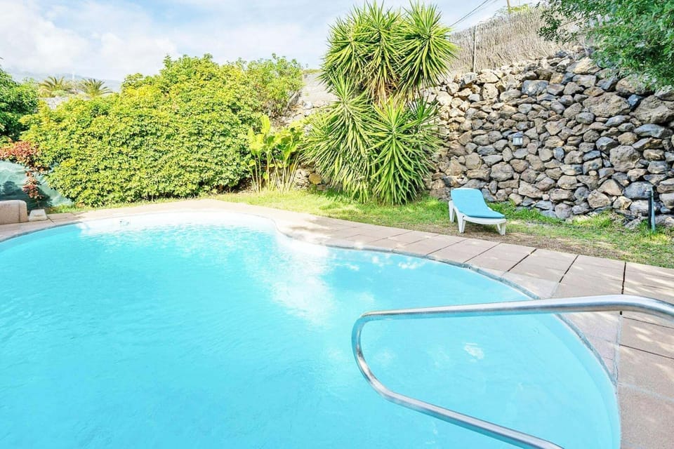 Holiday Home Swimming Pool