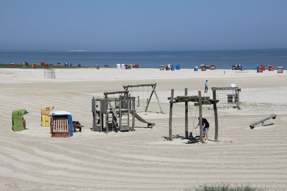 Surroundings [summer] (1-5 km)