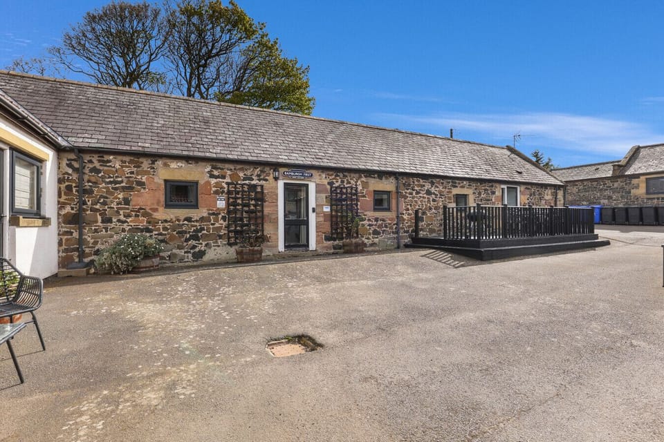 Converted stable cottage set within the Dukesfield courtyard