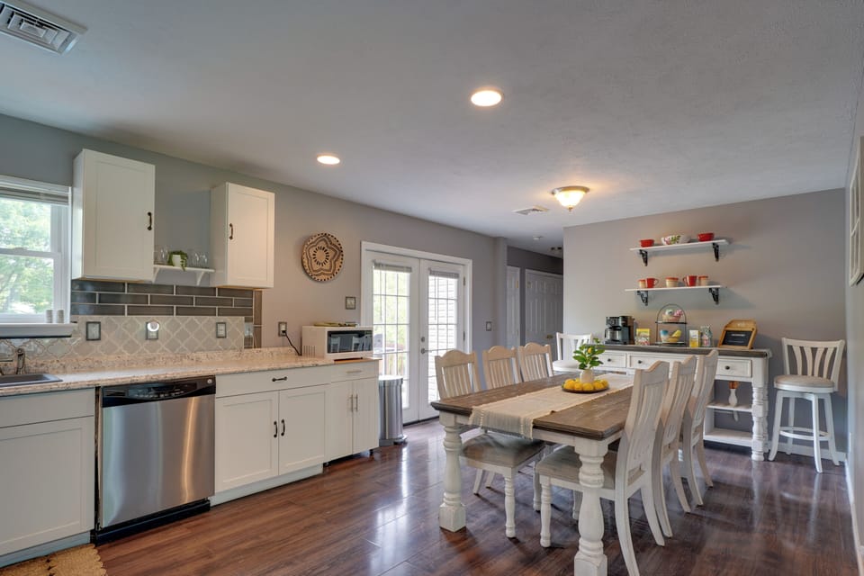 House (4 Bedrooms) | Interior
