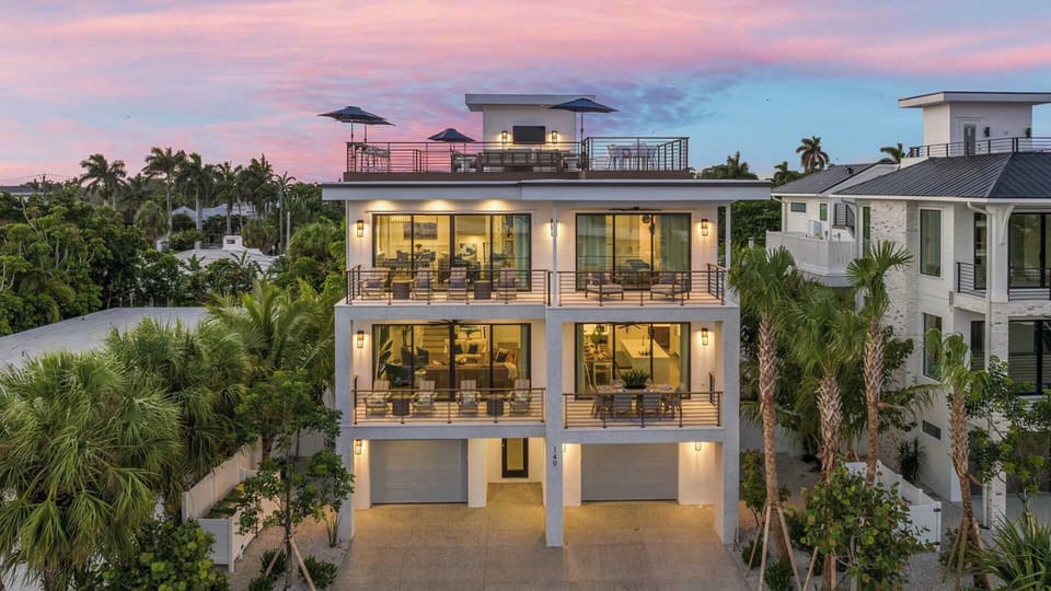 Twilight - Front Elevation- Seascape