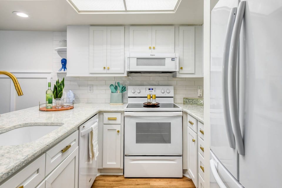 Condo (Ocean Villas 18) | Private kitchen