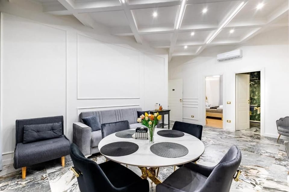 Luxury Apartment, Non Smoking, Kitchenette | Living area