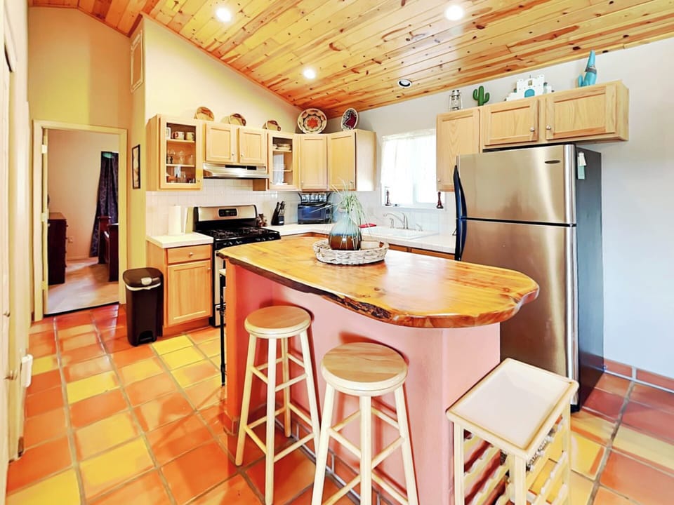 House (2 Bedrooms) | Miscellaneous
